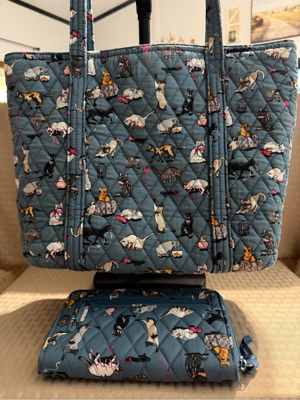 Vera Bradley Cat’s Meow tote and wallet set - Picture 2 of 11